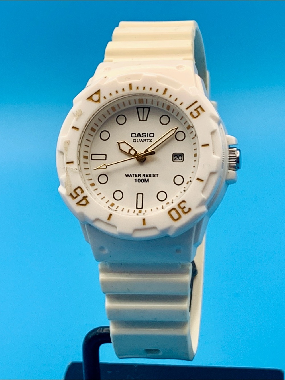CASIO LRW-200H Women’s Wristwatch Japan Movt Rotating Bezel Working New Battery